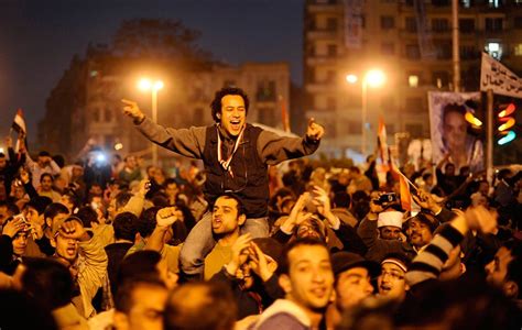 Die 2011er Revolution in Ägypten: Ein Wendepunkt für die Region und die Zukunft von Adel Imam